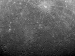 A sonda Messenger fotografou, pela primeira vez, o Pólo Sul de Mercúrio Foto: