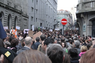 No Porto, a manifestação teve início na Praça da Batalha Foto: Catarina Gomes Sousa