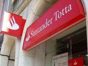 Em Portugal existem 680 balcões do Santander Totta Foto: Flickr / Victor Cuervo