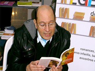 Danyel Guerra apresentou o livro "Excitações Klimtorianas", cujo título brinca com o nome de Gustav Klimt Foto: JPN