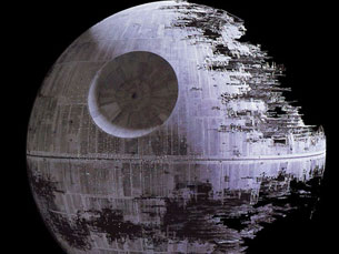A Death Star surge no episódio IV (1977), o primeiro da trilogia original de "Star Wars" Foto: DR
