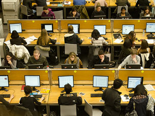 O desemprego jovem é um dos fatores do aumento dos candidatos portugueses a estágios na Comissão Europeia Foto: garryknight/Flickr