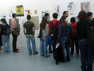 Primeiro dia da exposição reuniu muitos alunos da FBAUP Foto: Mafalda Silva Pinto