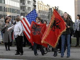Tensão entre potências aumenta depois de manifestação em Belgrado. Autor: Flickr