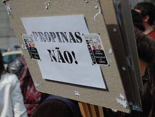 AEFLUP afirma que os estudantes que tem abordado estão recetivos à manifestação Foto: Joana Borges