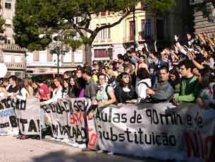 Estudantes voltaram às manifestações Fotos: Alice BarcellosVídeos: Ricardo Fortunato