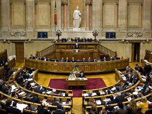 O Orçamento de Estado para 2010 foi aprovado no Parlamento Foto: Arquivo JPN
