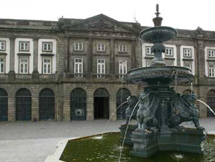 As verbas serão utilizadas para modernizar e qualificar os laboratórios da Universidade do Porto Foto: Andreia Azevedo