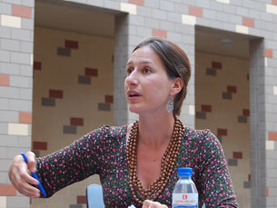 Rita Rato considera que os objectivos do Tratado de Bolonha vão contra o direito à educação Foto: Rosário Costa