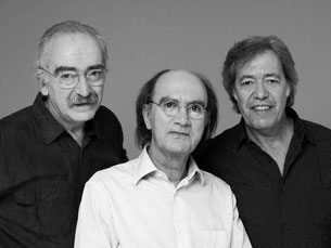 José Mário Branco, Fausto e Sérgio Godinho subiram em conjunto ao palco portuense Foto: DR