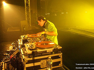 DJ Ride fecha o festival no dia 19 de junho, ao atuar no Moche Room alter1fo/Flickr
