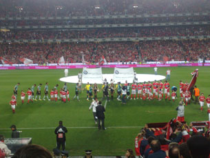 terceira jornada do campeonato haverá dérbi lisboeta: Benfica vs Sporting, no Estádio da Luz Foto: plassen/FIickr