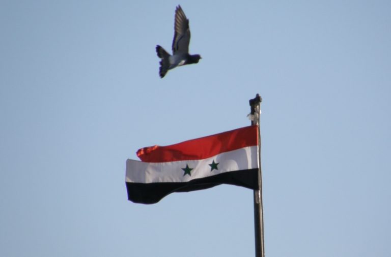 O cessar-fogo na Síria foi anunciado esta terça-feira