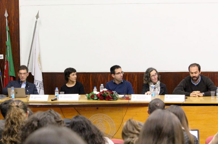 Daniel Catalão, Catarina Santos, Pedro Jerónimo, Ana Pinto Martinho e João Pedro Pereira na FLUP.