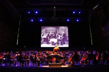 Os cine-concertos aproximam o público da música clássica, considera o maestro Jayce Ogren