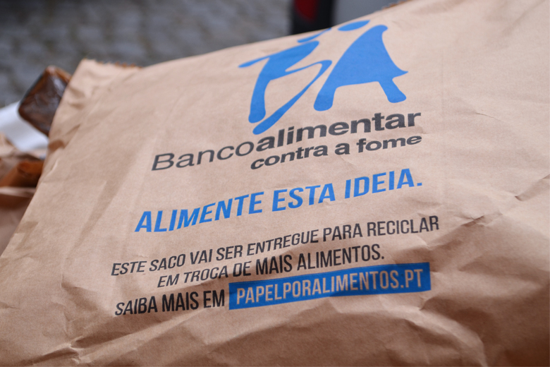 Campanha do Banco Alimentar do Porto no armazém de Perafita