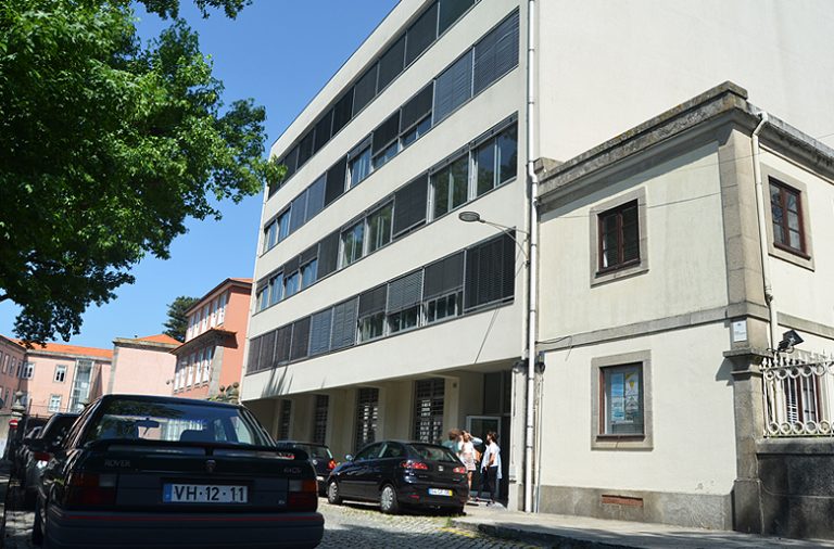 Edifício que atualmente acolhe os estudantes de Ciências da Comunicação da Universidade do Porto.