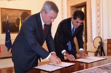 Eduardo Vítor Rodrigues e Rui Moreira reuniram-se esta quinta-feira na Câmara do Porto.
