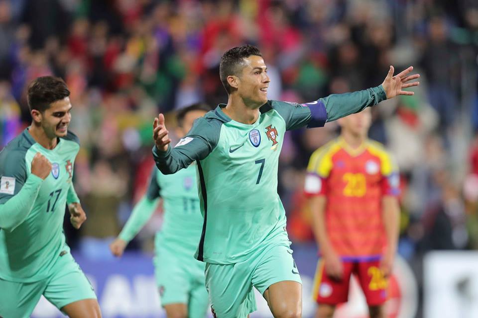 Cristiano Ronaldo volta a fazer a diferença com a camisola das 'quinas'