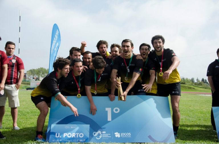 A equipa de rugby 7 masculina da U.Porto sagrou-se campeã nacional nas fases finais dos Campeonatos Nacionais Universitários.