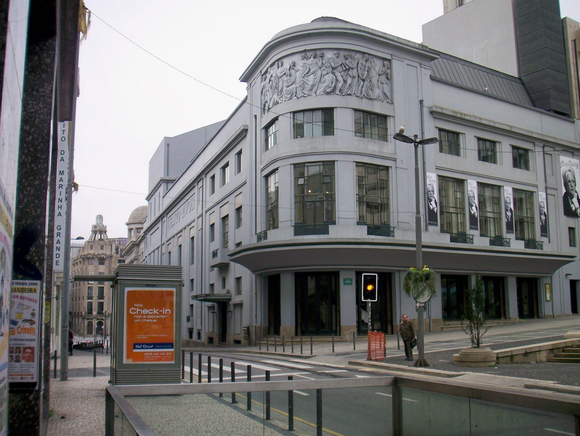 O Teatro Rivoli foi fundado em 1932
