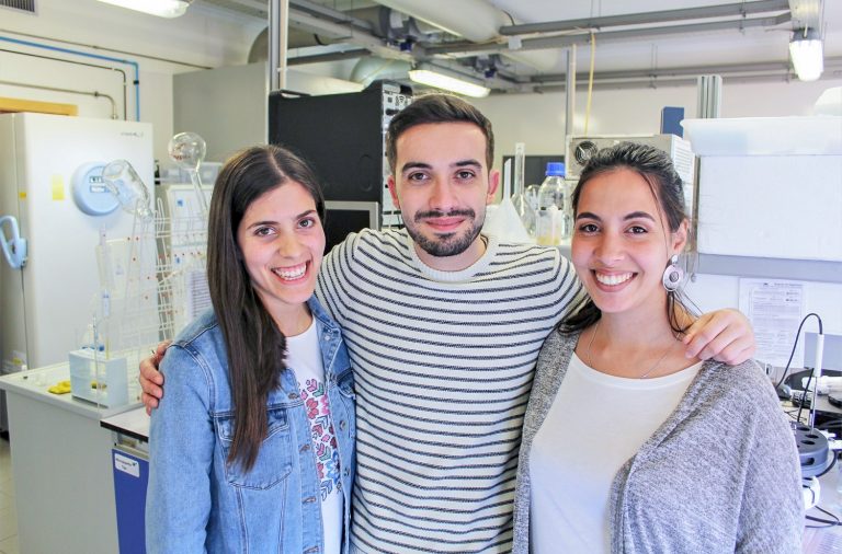 Os investigadores Marguerita Rosa, Emanuel Capela e Mariam Kholany